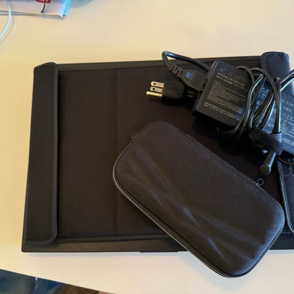 ASUS ROG Strix, Screen And Mouse - Picture 5 of 10